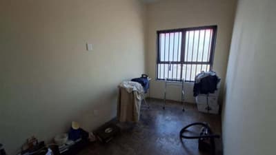 Foto 15 de 17: Casa em leilão em Campinas - SP, bairro Vila Marieta — CASA RESIDENCIAL - VILA MARIETA - CAMPINAS/SP