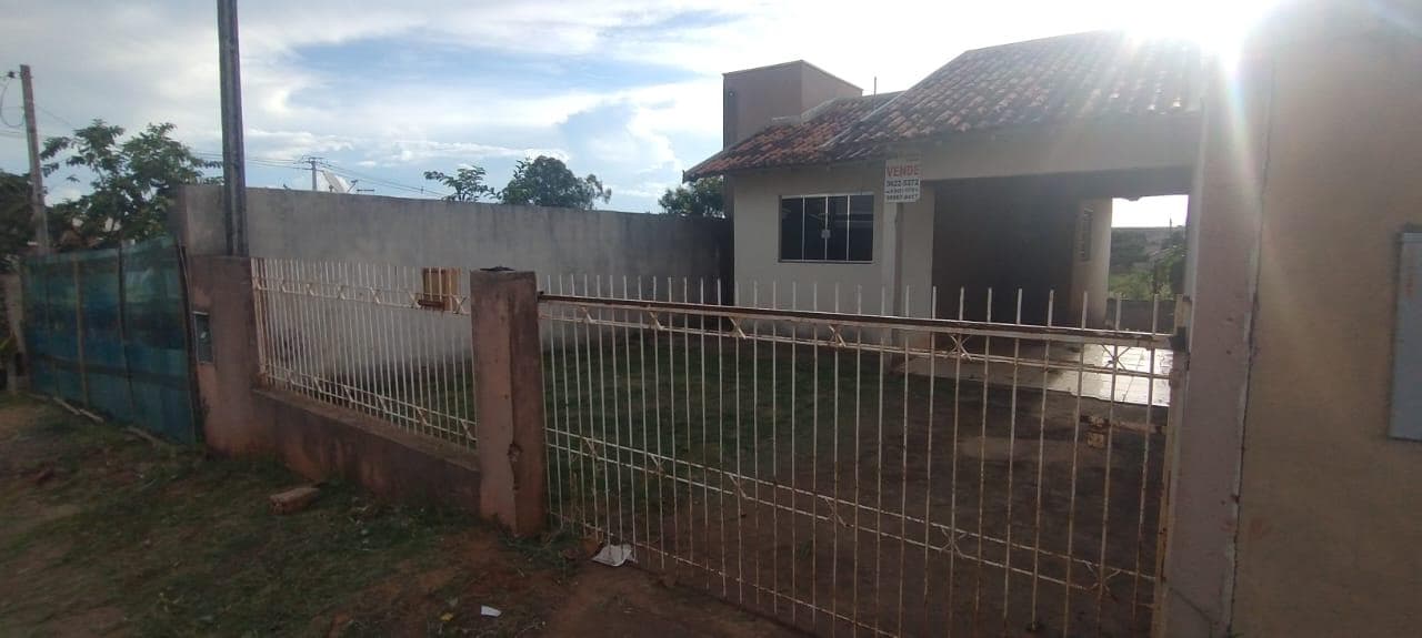 Foto 2 de 2: Casa em leilão em Mariluz - PR — Imóvel Residencial com A.T. 225,00 M² e A.C. 64,17 M², Centro, Mariluz/ PR