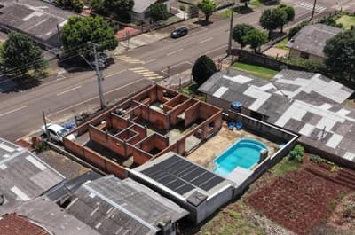 Foto 1 de 8: Casa em leilão em Marmeleiro - PR, bairro Centro — IMÓVEL URBANO COM ÁREA TOTAL DE 360,00 m2- Em MARMELEIRO/PR
