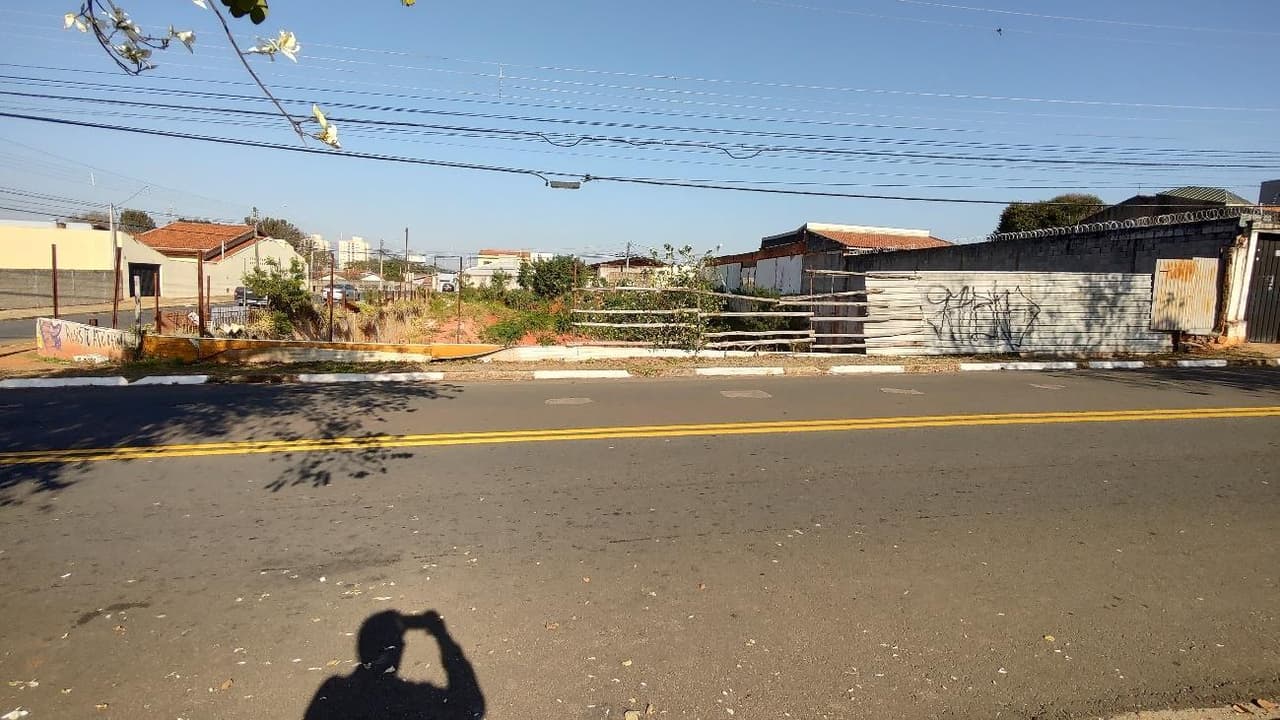 Foto 1 de 5: Terreno em leilão em Itapetininga - SP — Terreno, A.T. 1.855m², Jardim Marabá