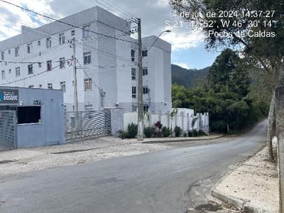 Apartamento em leilão em Poços De Caldas - MG — Apartamento de 49.57m2, com 2 quartos, em POCOS DE CALDAS/MG.