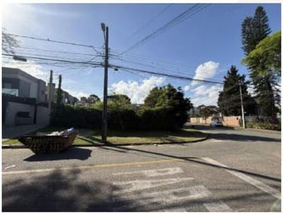 Foto 19 de 26: Terreno em leilão em Curitiba - PR, bairro Água Verde — Direitos que os executados possuem sobre a parte ideal correspondente a 25% do terreno com área de 654.00m2, sem benfeitorias - Bairro Água Verde - Curitiba/PR.