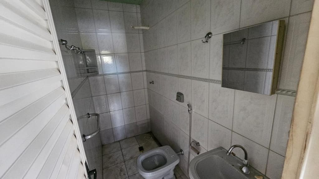 Foto 4 de 14: Comercial em leilão em Aparecida De Goiânia - GO — Galpão 391m², Desocupado, Vila Brasília, Aparecida de Goiânia/GO
