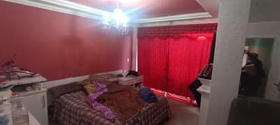 Foto 11 de 12: Terreno em leilão em Curitiba - PR, bairro Pinheirinho — Casa com Piscina área 440m² - Bairro Xaxim Curitiba/PR