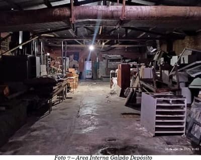 Foto 3 de 10: Comercial em leilão em São José - SC, bairro Bela Vista — Galpão na Rua Julia Schroeder, nº 197, Bairro Bela Vista, São José/SC.