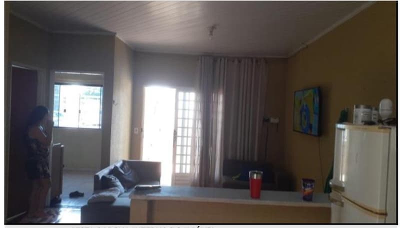 Foto 9 de 13: Casa em leilão em Padre Bernardo - GO, bairro Loteamento Vila Divin — Ocupado, 65.0 m2, PADRE BERNARDO / GO