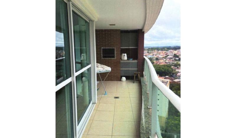 Foto 2 de 11: Terreno em leilão em Curitiba - PR — Um bem Imóvel, com área de 177,0370m² no Edifício Poème