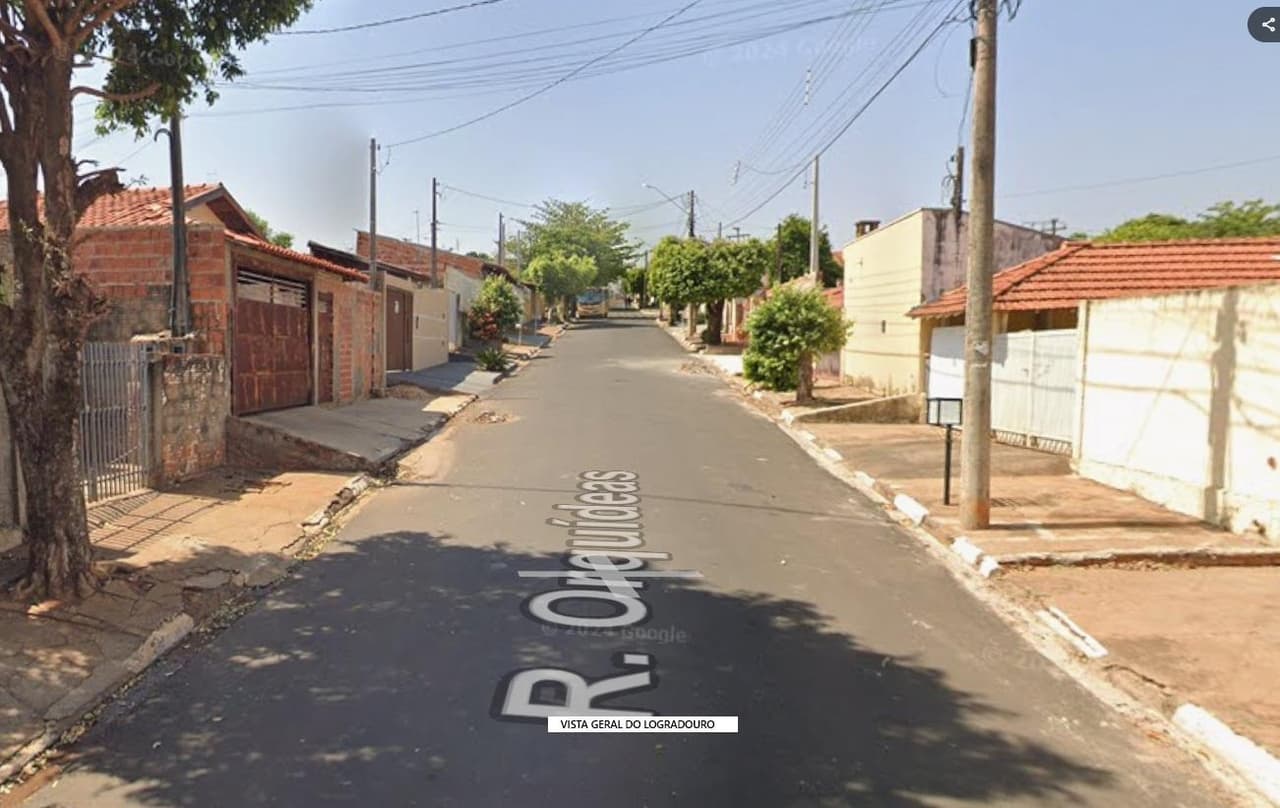 Foto 2 de 2: Casa em leilão em Pirajuí - SP — Casa 200m², Jardim Rinaldi, em Pirajuí/SP - Ocupada