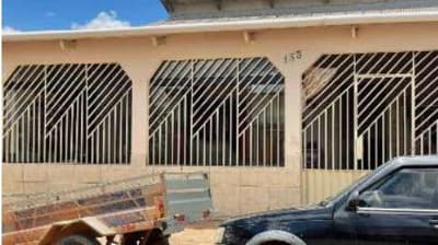 Foto 2 de 2: Casa em leilão em Rio Branco - AC — Casa 270m², Vitória, Rio Branco/AC - Ocupada