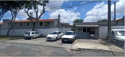 Foto 6 de 10: Apartamento em leilão em Curitiba - PR — Apartamento nº 01, andar térreo, bloco 31 do Condomínio Moradias Bandeirantes, Rua José Fabiano Barcik, nº 94, com área construída de 36,40 m².