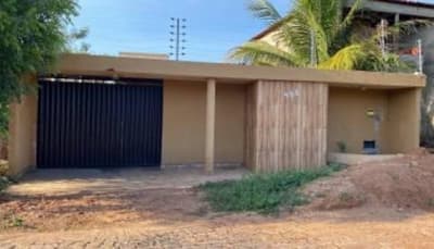 Foto 2 de 3: Casa em leilão em Oeiras - PI, bairro Bodelândia — Casa 103m² com Terreno 300m² | Oeiras-PI | Bodelândia | Oportunidade - Próx. à Av. Transamazônica e ao IFPI Campus Oeiras - Financiamento até 420 Meses!