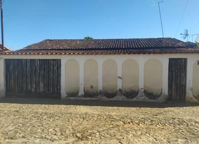 Foto 2 de 5: Casa em leilão em Grão Mogol - MG, bairro Centro — Casa, 208.0 m2, Grão Mogol / MG