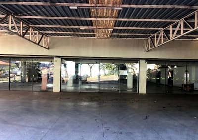 Foto 14 de 25: Terreno em leilão em Quilombo - SC — Um imóvel com uma área de 1.250,50 m², EDIFICAÇÃO EM ALVENARIA E ESTRUTURA METÁLICA