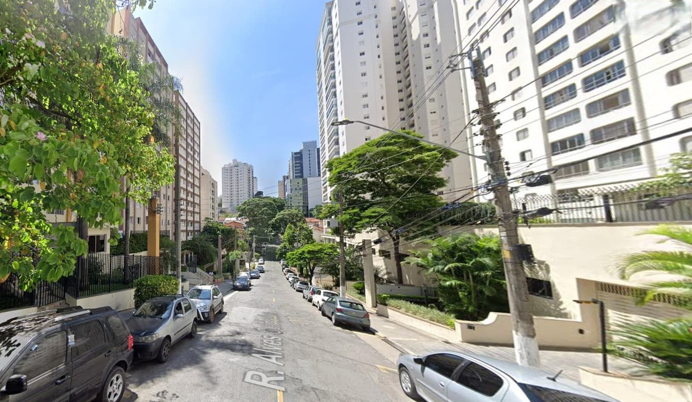 Foto 3 de 3: Apartamento em leilão em São Paulo - SP — Apto. Duplex 147m², 2 vagas, Pinheiros, São Paulo/SP - Ocupado