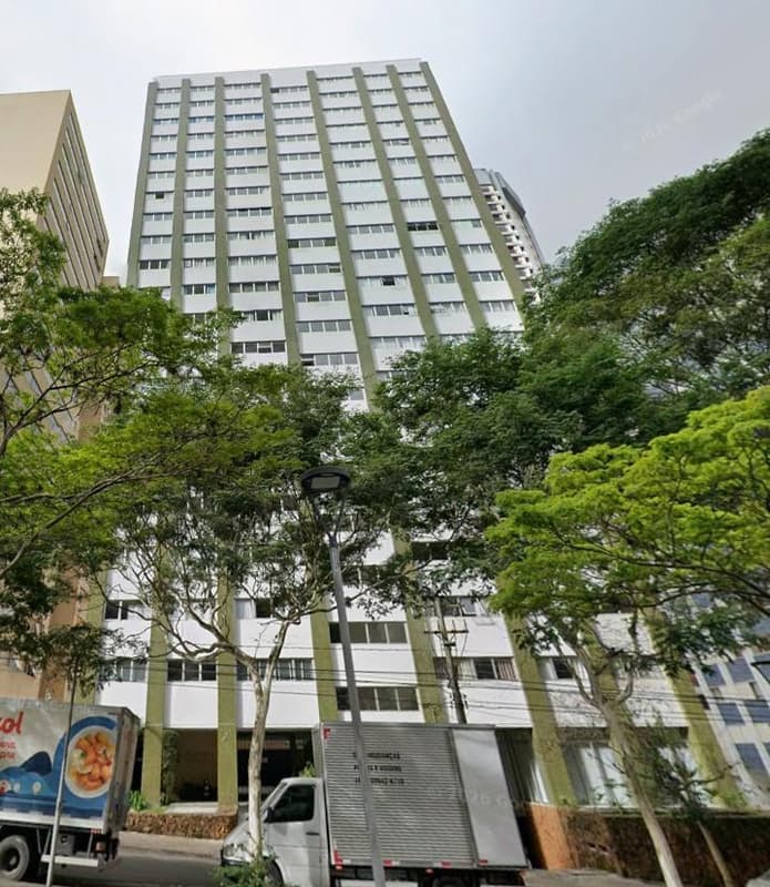 Apartamento em leilão em Curitiba - PR — Apartamento n° 201 + Vaga de Garagem no Edifício Tucuruí, na Rua Padre Anchieta, 1577, Curitiba, Paraná.