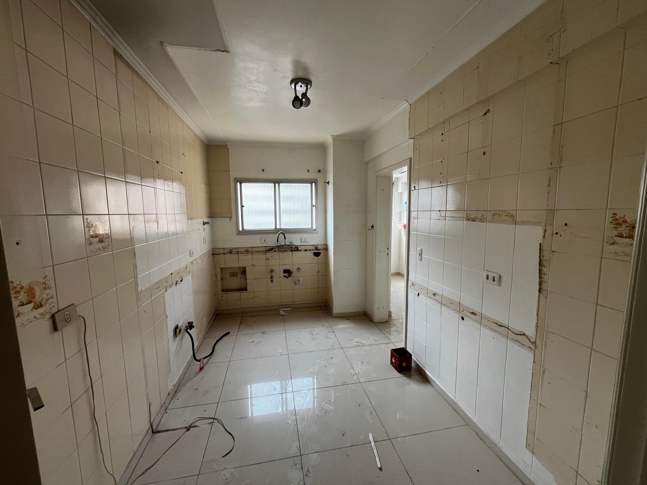 Foto 4 de 19: Apartamento em leilão em Curitiba - PR, bairro Batel — Apartamento área privativa 114,22m², com garagem, Rua Francisco Rocha 40, Batel, Curitiba/PR - M Falida ITP Informática