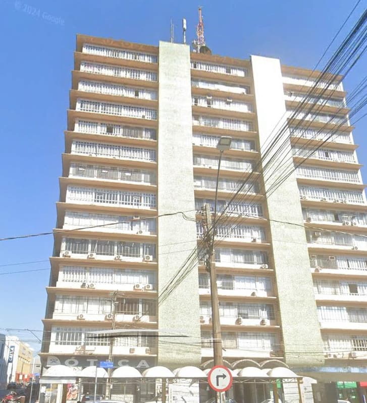 Foto 2 de 3: Comercial em leilão em Paranaguá - PR — Conjunto nº 10, com área de 72,8168m², situado no Edifício Palácio do Café em Paranaguá/PR (Comercial)