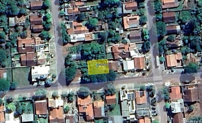 Foto 4 de 6: Terreno em leilão em Pérola - PR, bairro Centro — Terreno sem benfeitorias, com área de 300,00 m², localizado à Rua Bernardino de Campos, n° 1.562, Centro, na Cidade de Pérola/PR