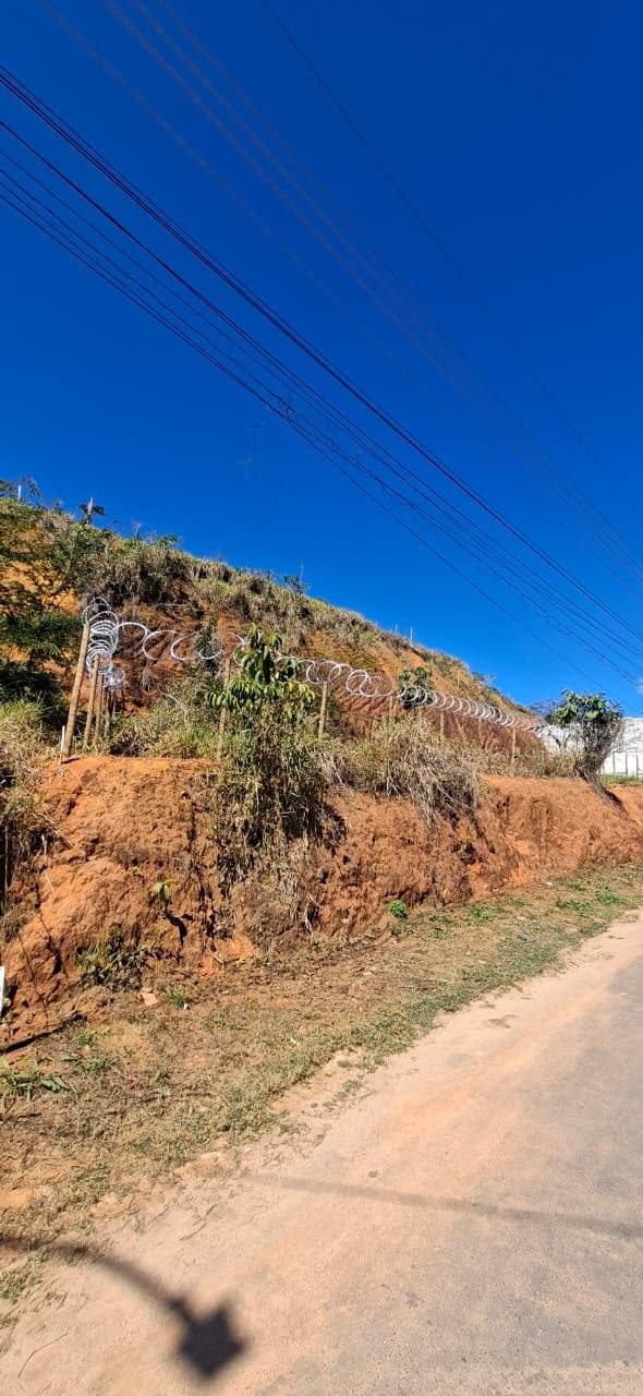 Foto 1 de 13: Terreno em leilão em Muriaé - MG, bairro Vila Conceição — TERRENO URBANO COM ÁREA TOTAL DE 1.688,82 m² - MURIAÉ/MG