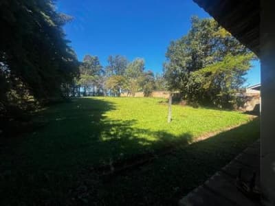 Foto 13 de 22: Casa em leilão em Ivaiporã - PR — Casa com 205m² de área construída e terreno de 1.746m², Desocupado, em Ivaiporã/PR