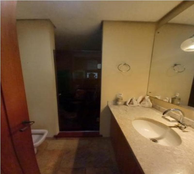 Foto 16 de 30: Apartamento em leilão em Porto Alegre - RS — Apartamento, Desocupado, 483.11 m2, PORTO ALEGRE / RS
