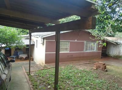 Foto 1 de 3: Apartamento em leilão em Foz Do Iguaçu - PR — Lote contendo edificação residencial, com aproximadamente 175,00m², Foz do Iguaçu/PR