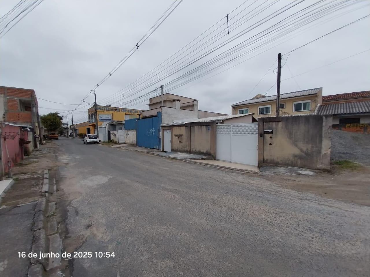 Foto 2 de 25: Terreno em leilão em Curitiba - PR, bairro Uberaba — Terreno urbano com área de 321,46m², contendo benfeitoria com área de 166,00m², Curitiba/PR