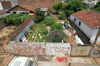 Foto 1 de 2: Terreno em leilão em Bauru - SP — Terreno urbano com 326,70 m²