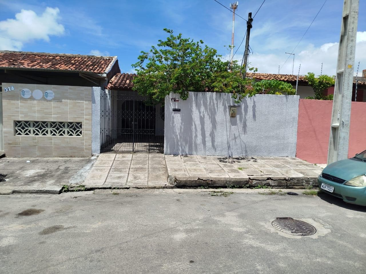Foto 1 de 4: Casa em leilão em Maceió - AL — Casa 217m², Prado, em Maceió/AL - Ocupada