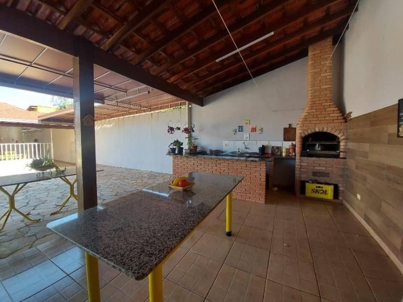 Foto 8 de 13: Casa em leilão em Uberlândia - MG, bairro Jardim das Palmeiras — Casa, Uberlândia / MG