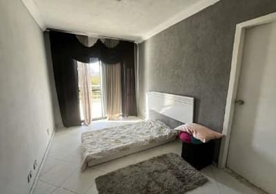 Foto 20 de 20: Casa em leilão em Curitiba - PR — Casa residencial com a área construída de 390m², área de terreno de 444m², situada na Rua Júlio Perneta, n° 431, Mercês - Curitiba/PR.