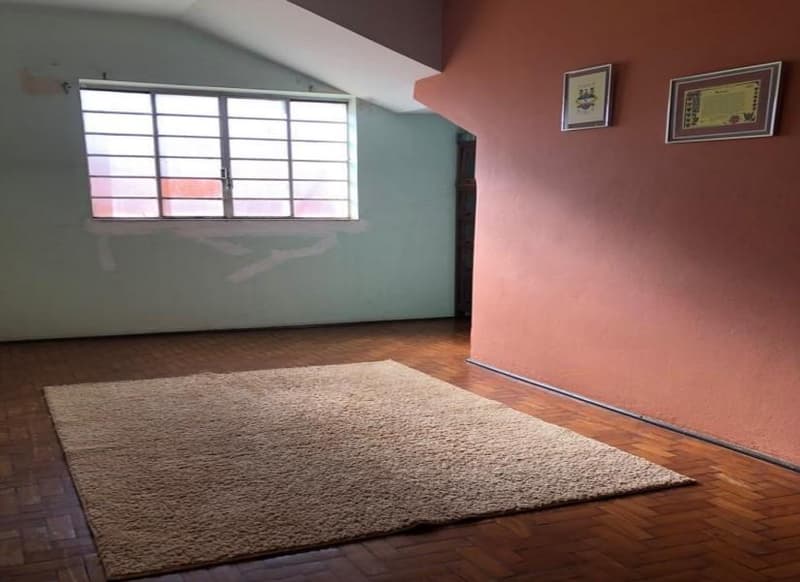 Foto 9 de 27: Casa em leilão em Ribeirão Preto - SP — IMOVEL - CASA tipo SOBRADO construído nos fundos de terreno - Bairro Campos Elísios em Ribeirão Preto/SP