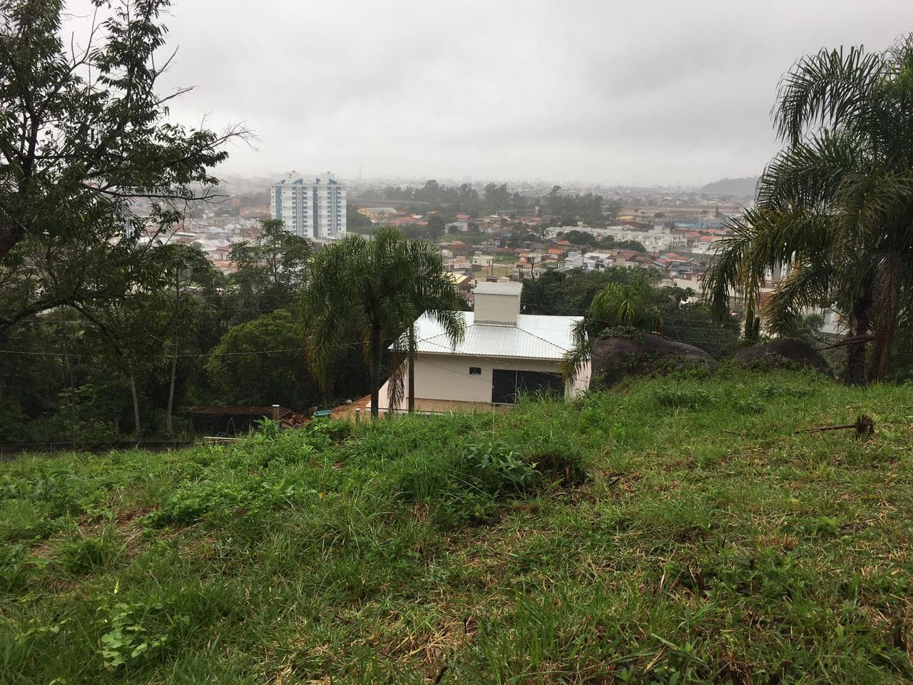 Foto 3 de 5: Terreno em leilão em Tubarão - SC — Terreno constituído pelo lote nº 03, com área de 614,03 M2, do LOTEAMENTO SOL NASCENTE, bairro São Bernardo em Tubarão-SC