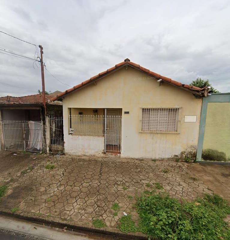 Terreno em leilão em Rio Claro - SP, bairro Jardim Hipódromo — (4,1666%) Casa. A.T. 300m², A.C. 82m². 2 dorm, 1 wc, 1 vaga