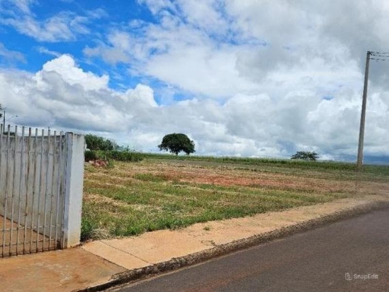 Foto 3 de 3: Terreno em leilão em Piacatu - SP, bairro Centro — Lote, 150.0 m2, Piacatu / SP