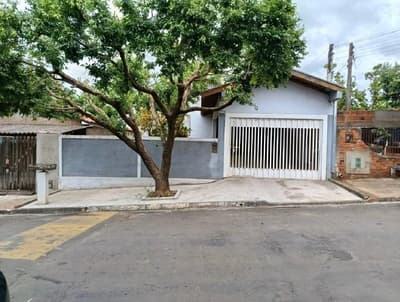 Foto 3 de 3: Casa em leilão em Santo Anastácio - SP, bairro Vila Jardim Ipiranga — (25%) Casa, A.T. 300m², 4 dorms, 2 garagens, edícula, Vila Jardim Ipiranga (Nua Propriedade)