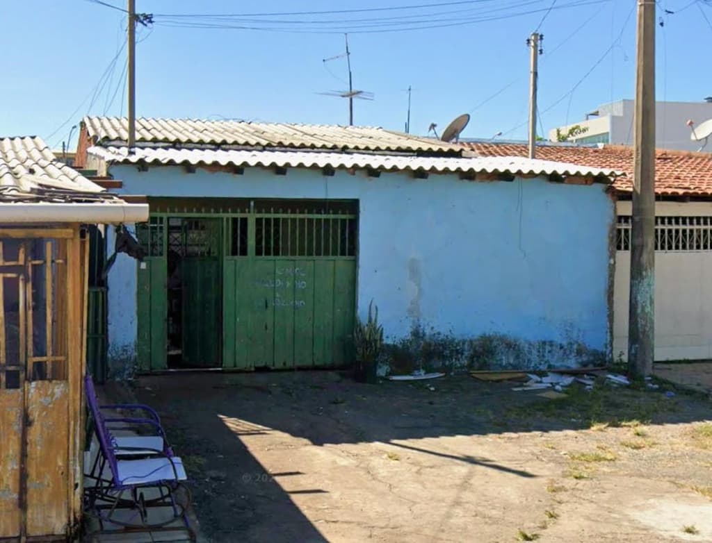 Foto 1 de 2: Casa em leilão em Brasília - DF, bairro Samambaia — Imóvel Residencial, A.T. 126m², 3 dorms, acabamento simples, Samambaia