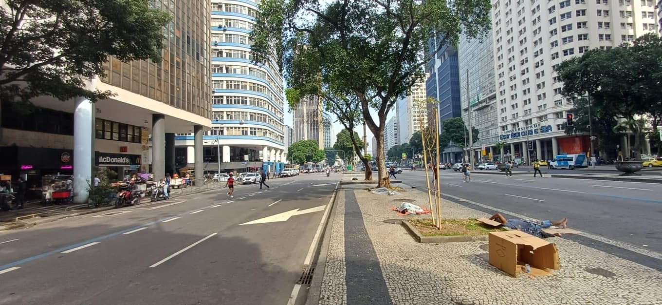 Foto 34 de 57: Comercial em leilão em Rio De Janeiro - RJ, bairro Centro — Conjunto Comercial 377m² na Av. Presidente Vargas, 583 | Centro/RJ | Próximo ao Metrô Uruguaiana e Candelária | Oportunidade para Investidores!