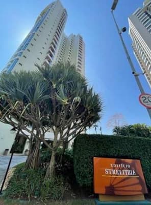 Apartamento em leilão em São Paulo - SP — Apartamento na Torre G-3 do Edif. Strelitzia, Villaggio de Panamby, Bairro Morumbi, com Área Total de 472,746m²