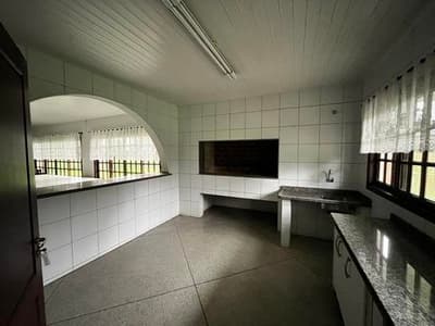Foto 14 de 74: Area Rural em leilão em União Da Vitória - PR — Lote urbano com área de 5.280,76m²,contendo benfeitorias comerciais com área total de 835,60m² ¿ Nossa Senhora do Rocio ¿ União da Vitória/PR