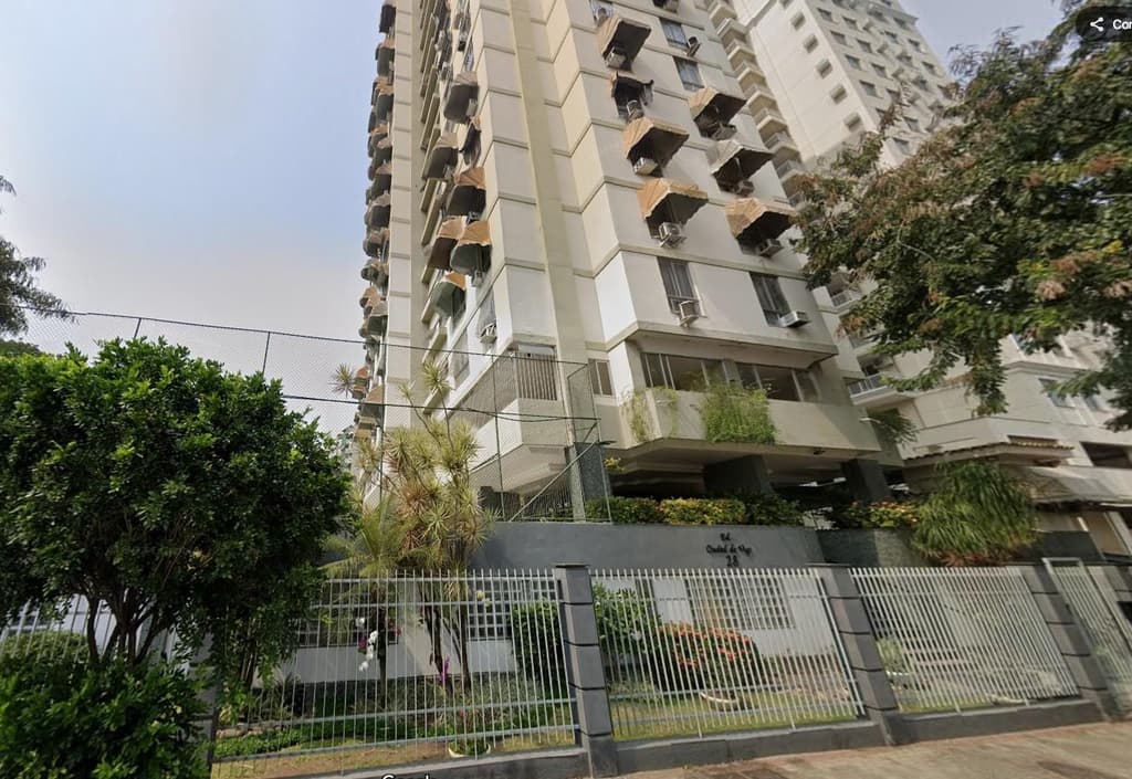 Apartamento em leilão em Niterói - RJ — Apto 65m², Ocupado, 1 Vaga no Santa Rosa, Niterói/RJ