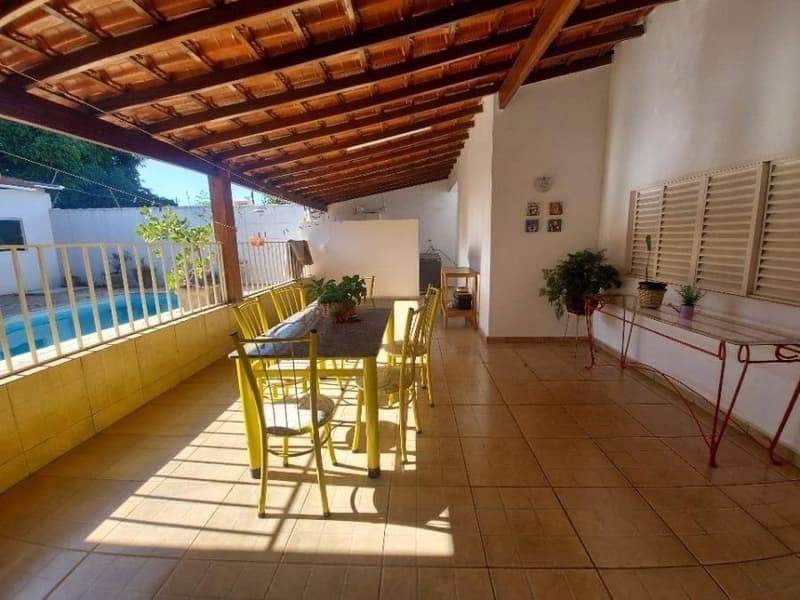 Foto 9 de 13: Casa em leilão em Uberlândia - MG, bairro Jardim das Palmeiras — Casa, Uberlândia / MG