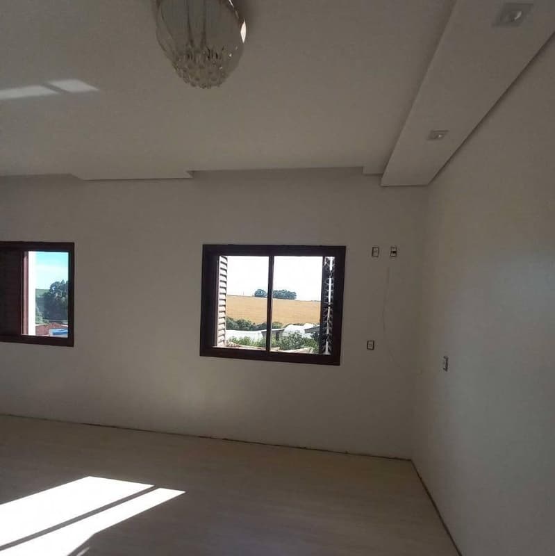Foto 8 de 12: Casa em leilão em Fortaleza Dos Valos - RS, bairro Centro — Casa 170m² com Terreno 630m² | Fortaleza Dos Valos-RS | Centro - Financiamento até 420 Meses!
