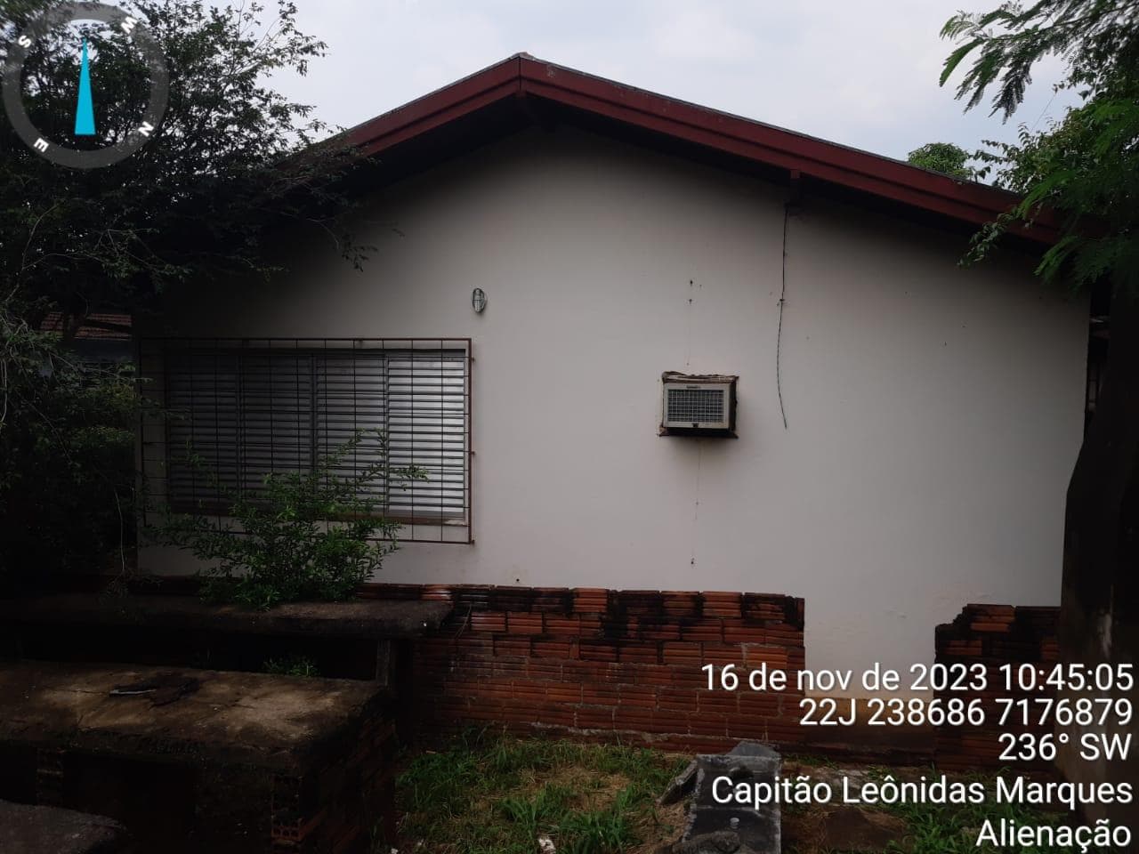 Foto 3 de 12: Casa em leilão em Capitão Leônidas Marques - PR — Casa 126m² Desocupada no Bairro Centro em Capitão Leonidas Marques/PR