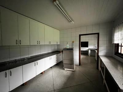 Foto 13 de 74: Area Rural em leilão em União Da Vitória - PR — Lote urbano com área de 5.280,76m²,contendo benfeitorias comerciais com área total de 835,60m² ¿ Nossa Senhora do Rocio ¿ União da Vitória/PR