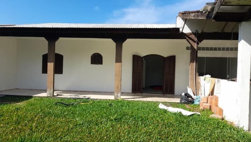 Imóvel em leilão em Itapoá - SC, bairro Pontal do Norte — IMÓVEL URBANO COM ÁREA TOTAL DE 312 312,00 m², EM ITAPOÁ/SC