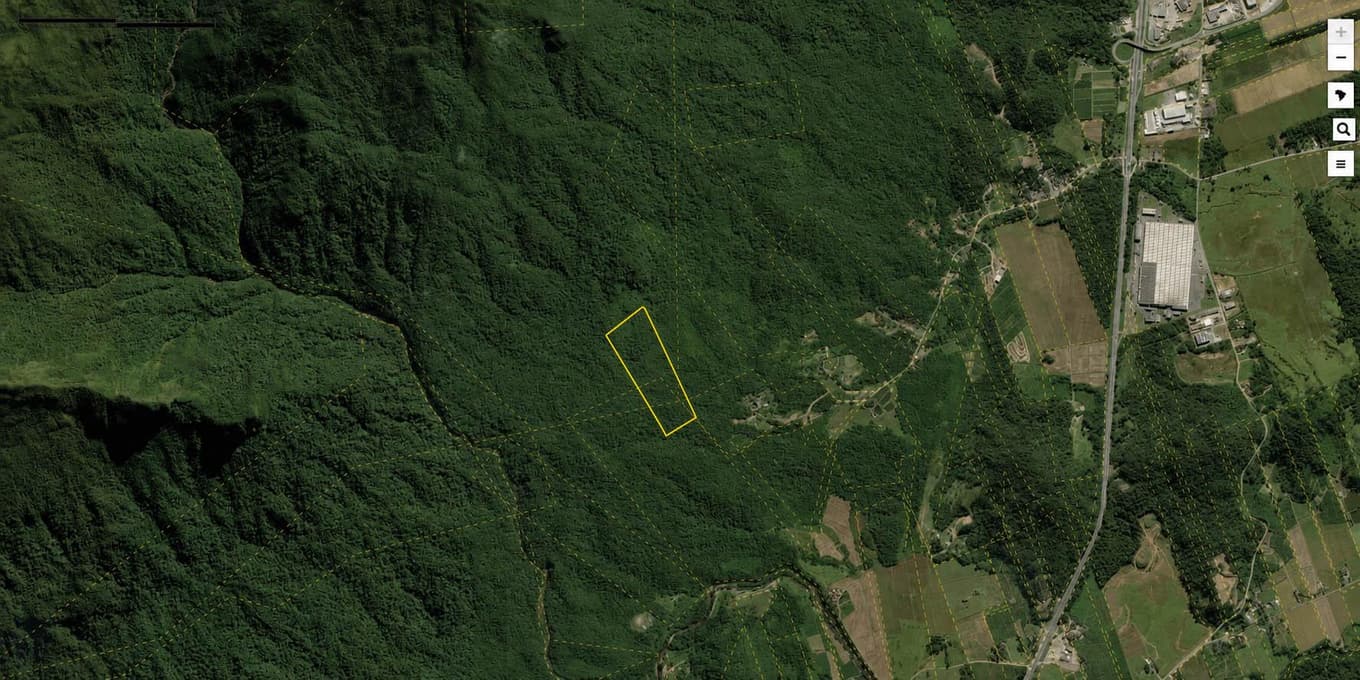 Foto 1 de 3: Area Rural em leilão em Garuva - SC — Terreno Garuva-SC com 123.300,00 m²