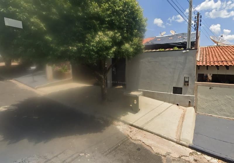 Foto 2 de 4: Casa em leilão em Fernandópolis - SP — Casa 200m², Ocupada em Fernandópolis/SP