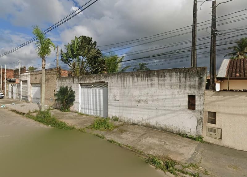 Casa em leilão em Itanhaém - SP, bairro Umuarama Parque Itanhaém — Casa com piscina - Umuarama Parque Itanhaém - A.T. 360,00m²