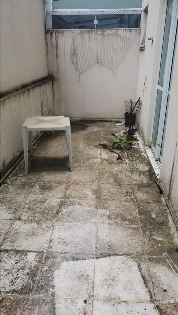 Foto 3 de 9: Terreno em leilão em Curitiba - PR — KITINETE 16: com área construída privativa no pavimento com 34, 32m2 e vaga de garagem n°02